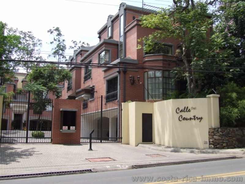 Apartment mit Pool, Tennisplatz bei Escazu